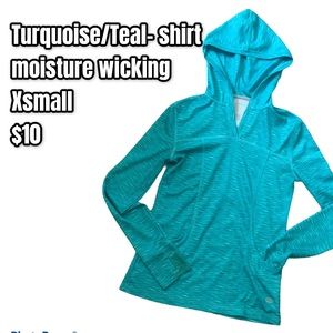 Athletic hooded shirt